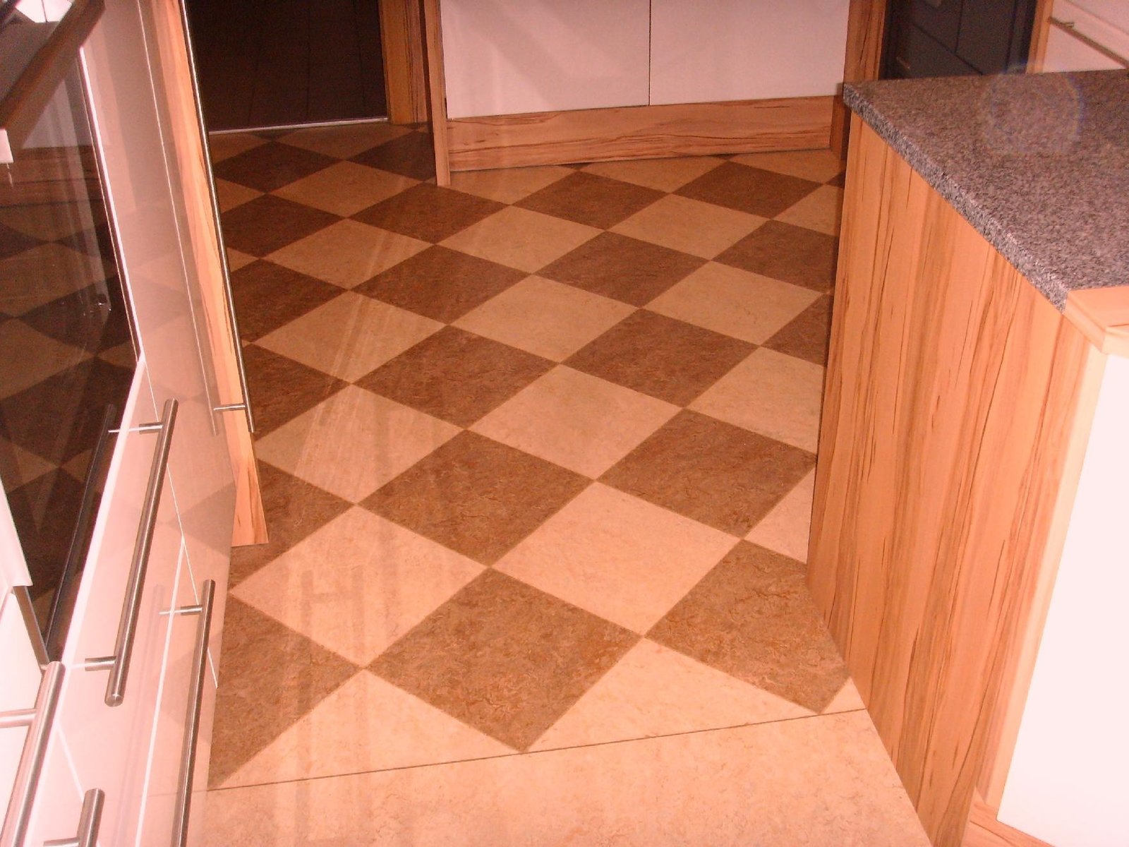 Linoleum in Fliesenoptik